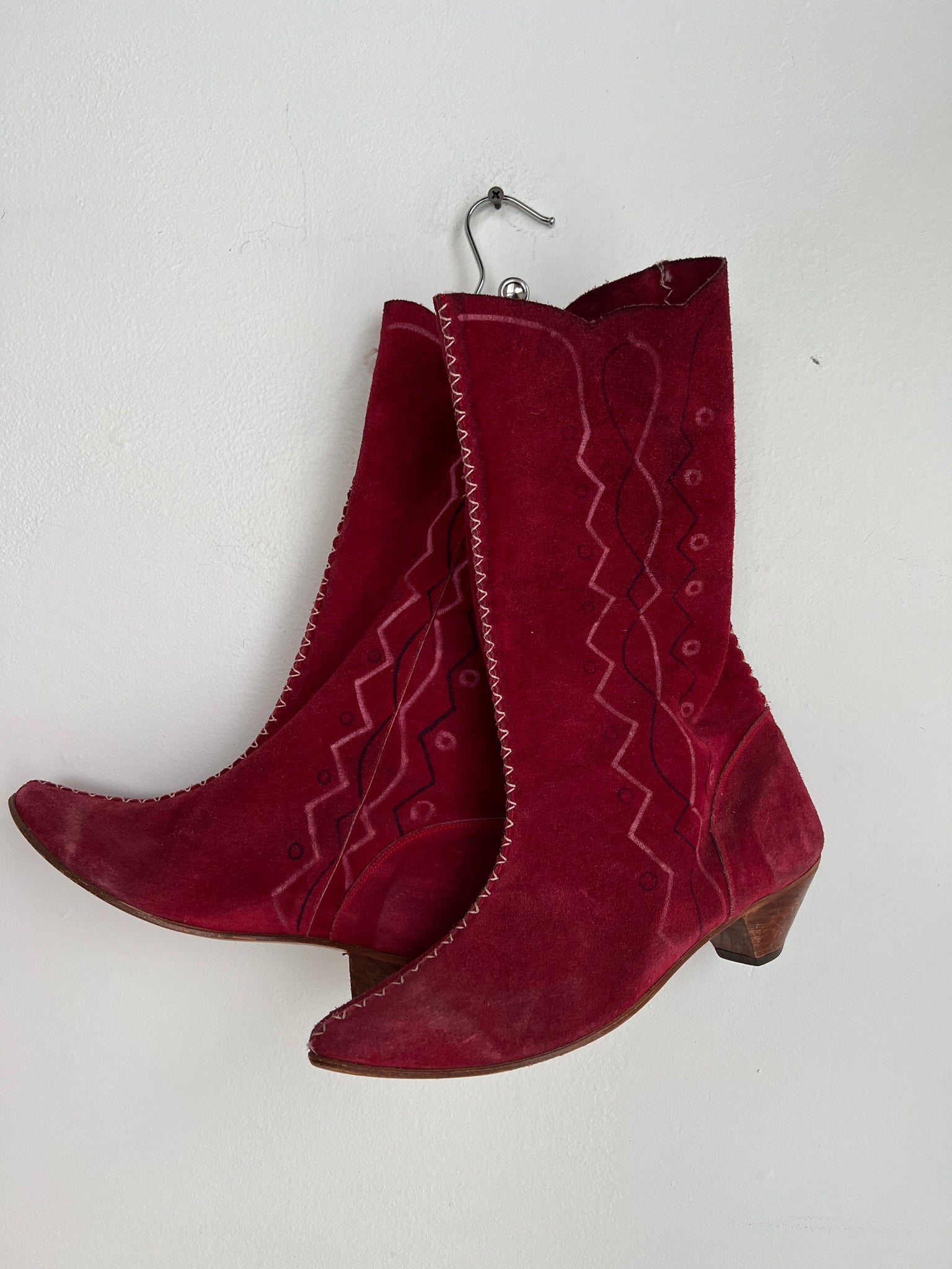 1980s SHOES-BOOTS- maroon suede low heel