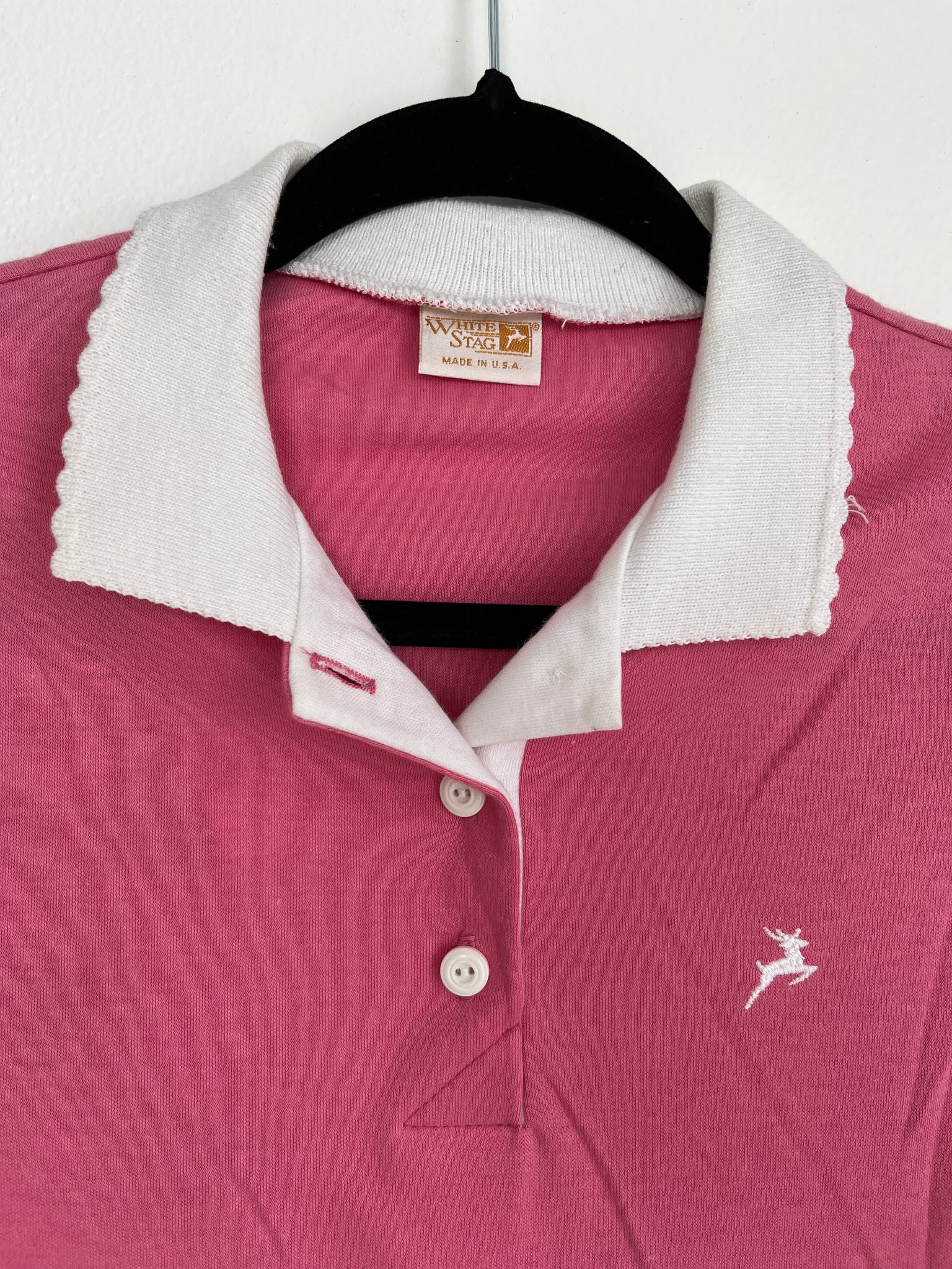 1990s TOP-POLO- White stag pink w/ white collar