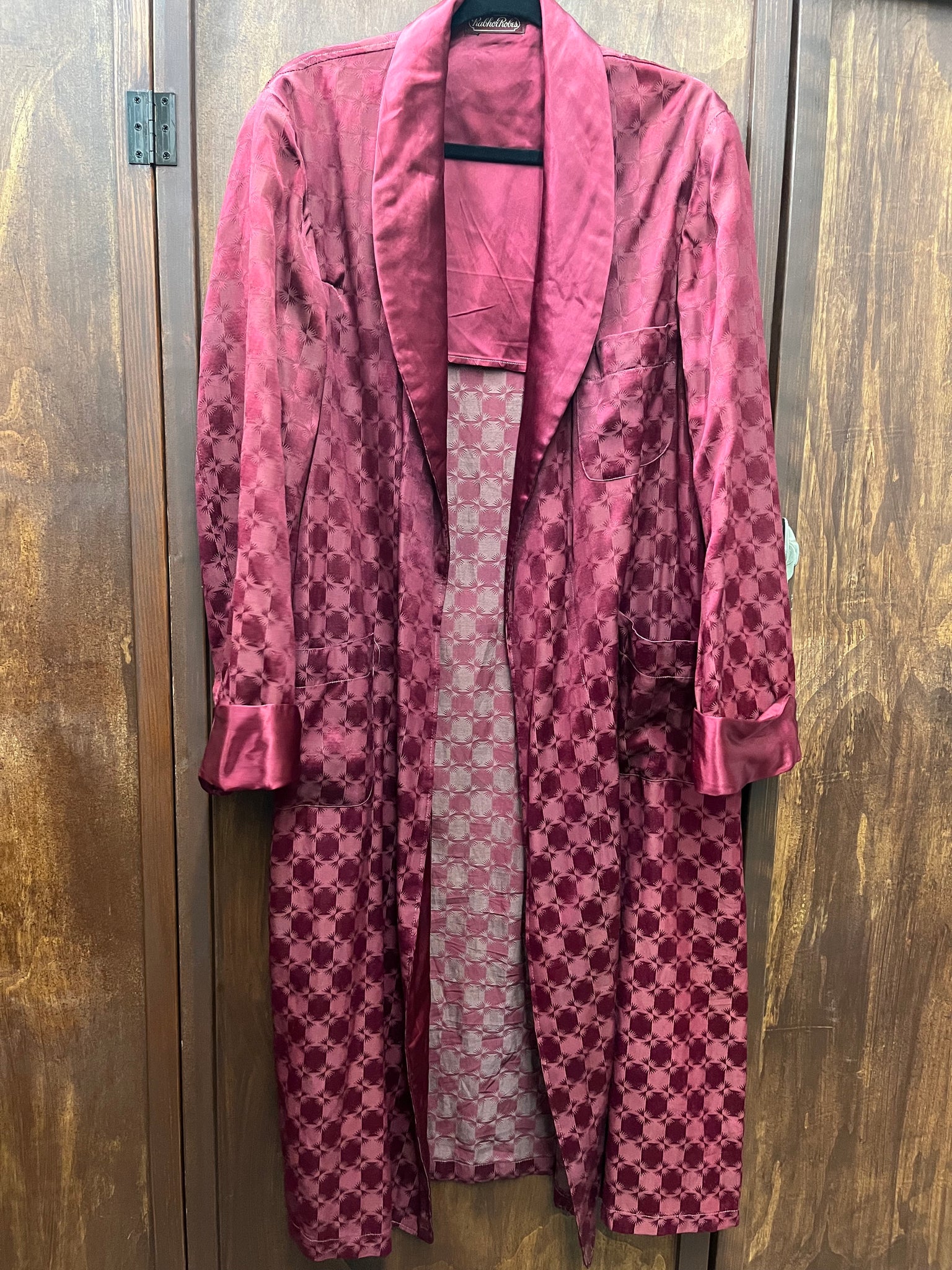 1960s MENS ROBE- Rabhor Robes Burgundy silk jacuard
