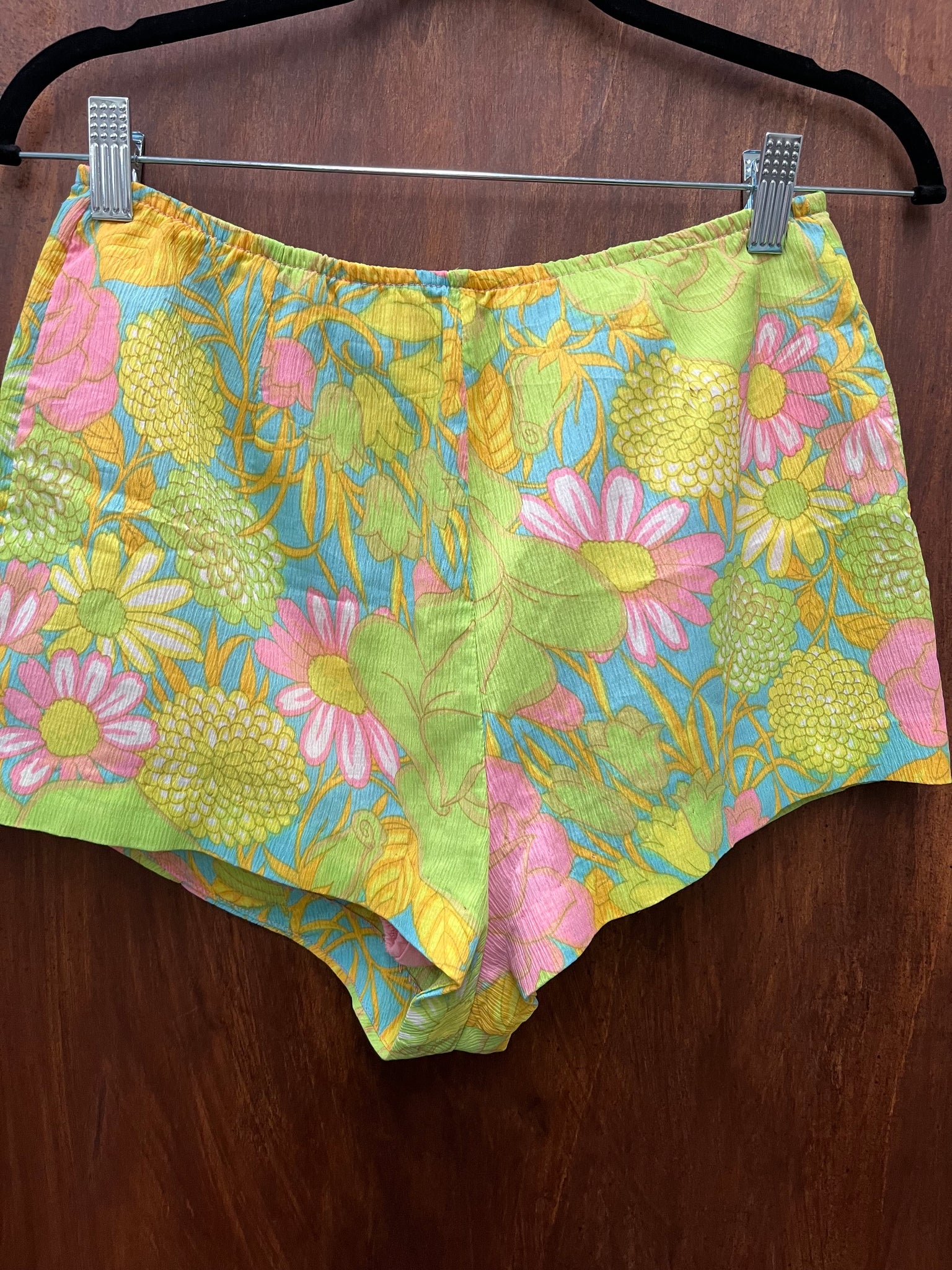 1960S SHORTS- hot pants green pink floral with pink liner