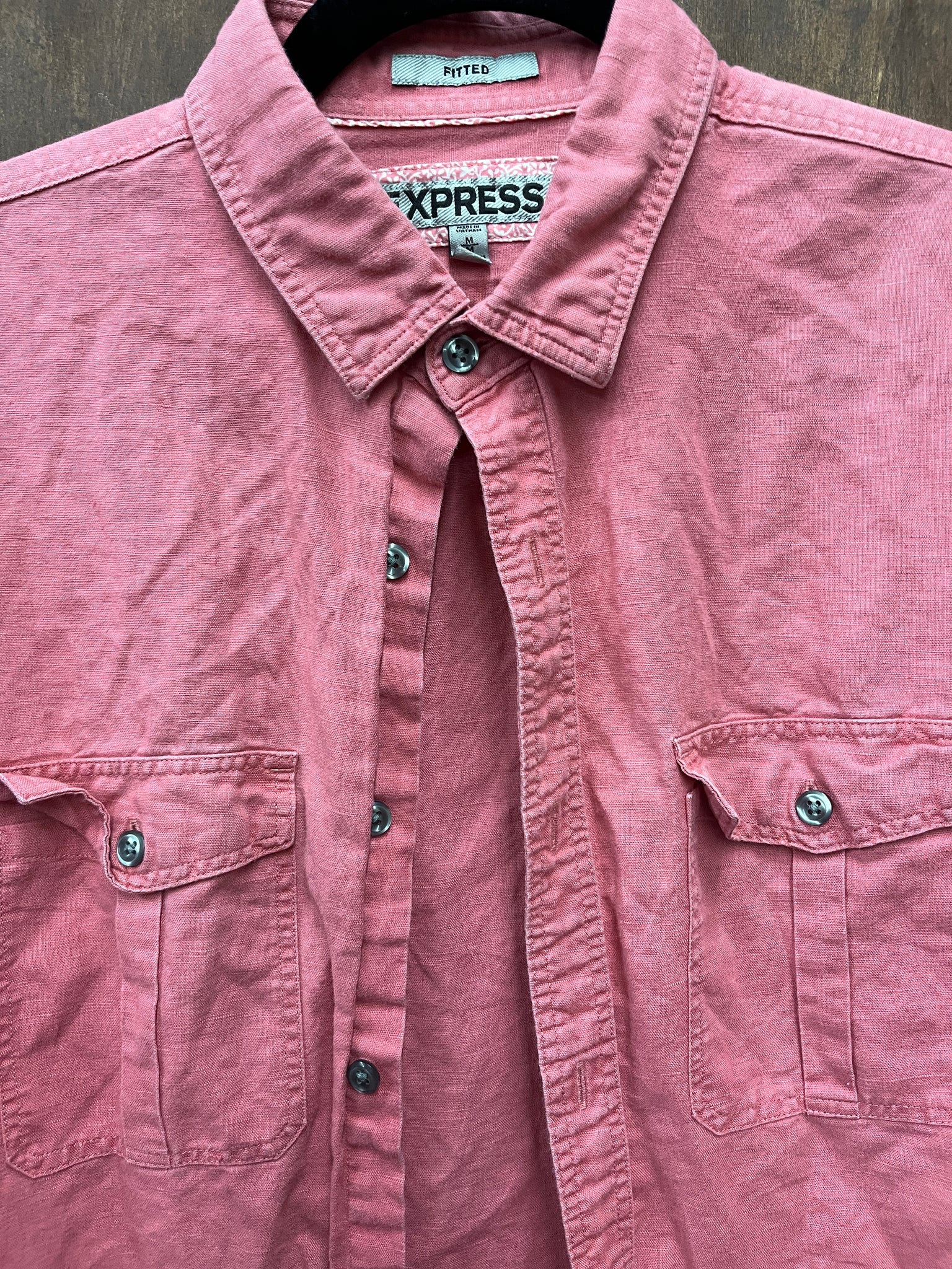 1990s MENS TOP- Express- fitted coral long sleeve button up
