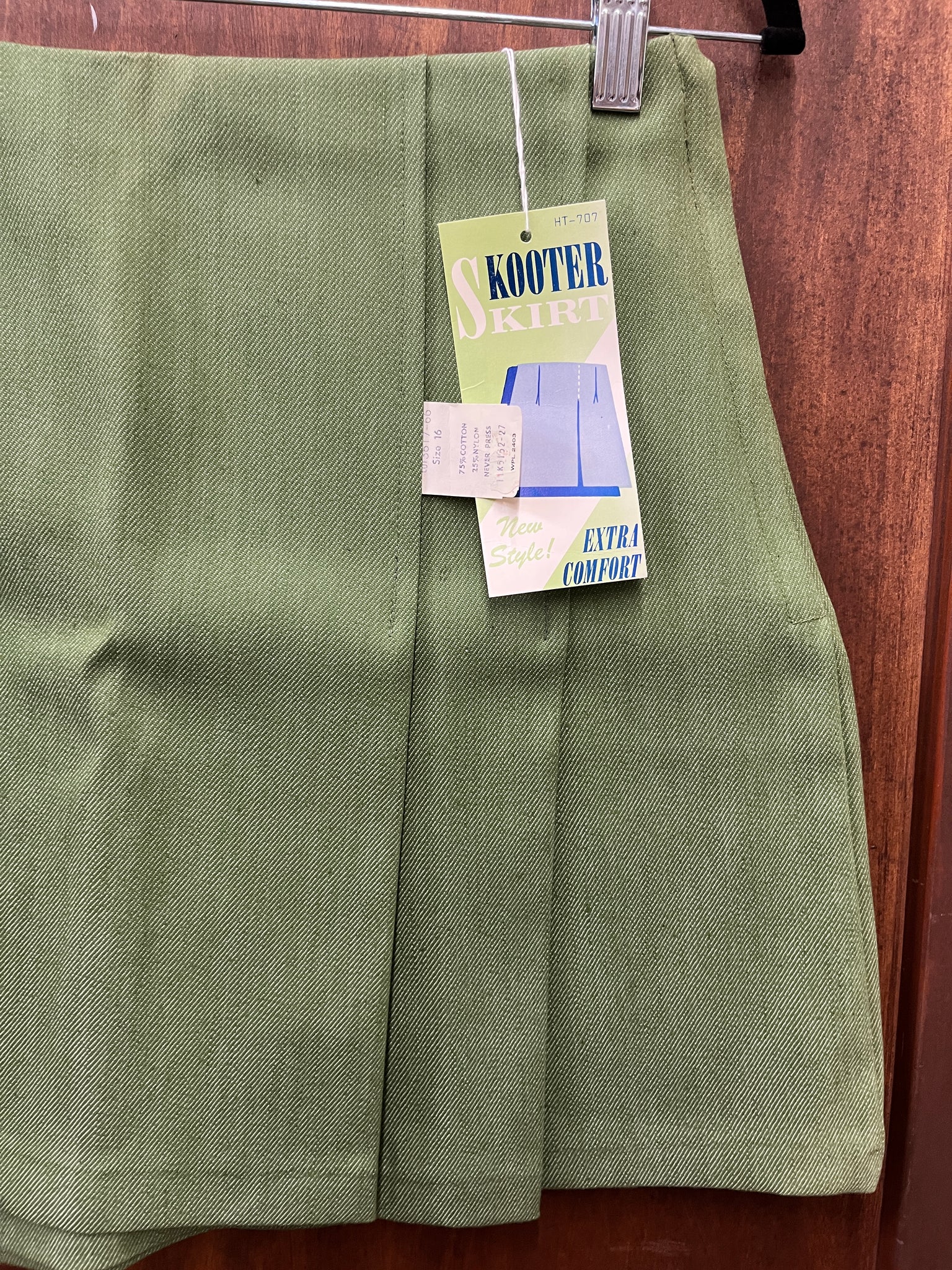 1960s MULTIPLES- SKORT-Skooter Skirt- green skort