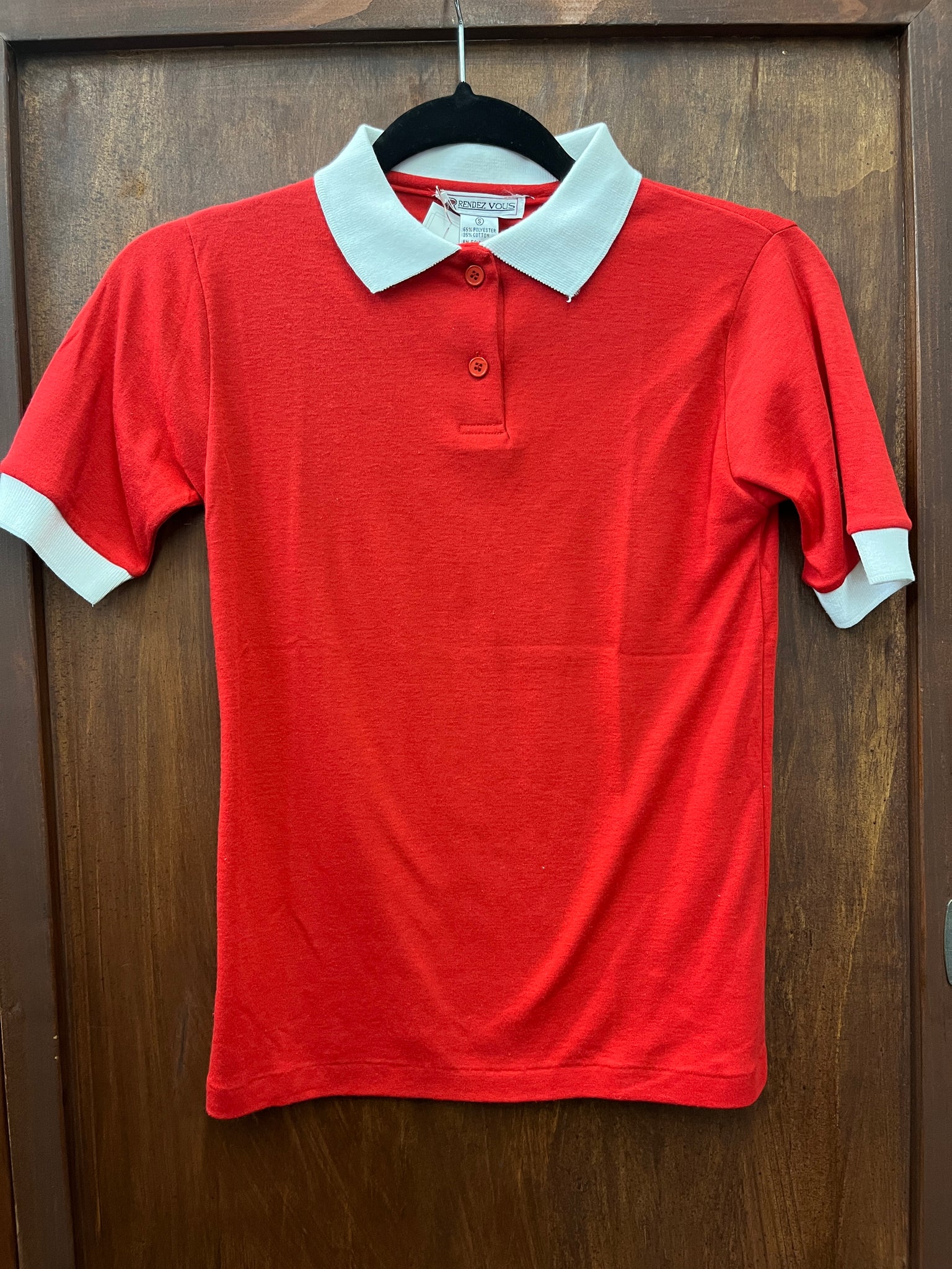 1980s TSHIRT- Polo-Rendez Vous- cherry red white collar