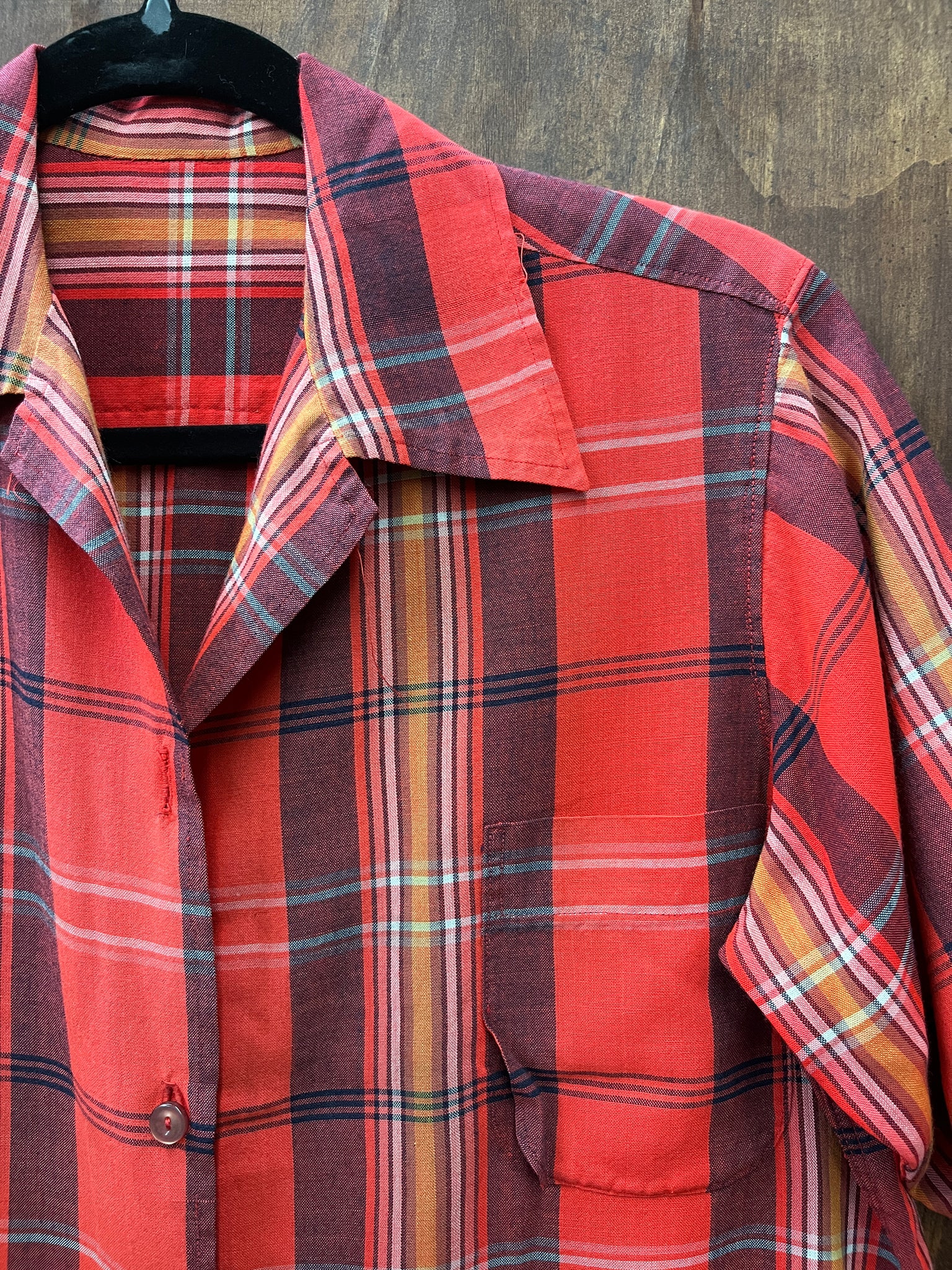 1950s TOP- red plaid camping button up