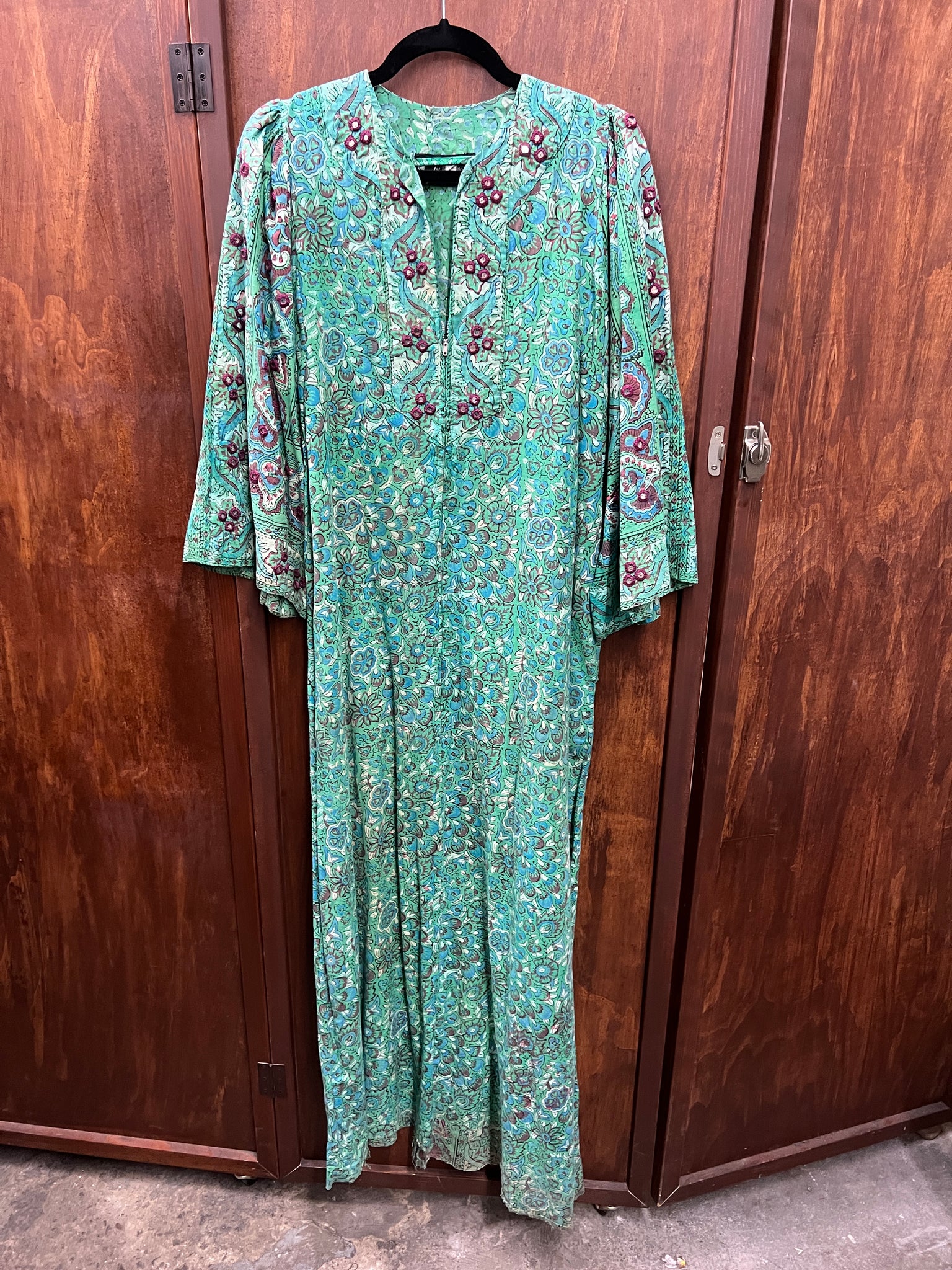 RENTAL 1970s -DRESS- Ramona Raull indian print green robe