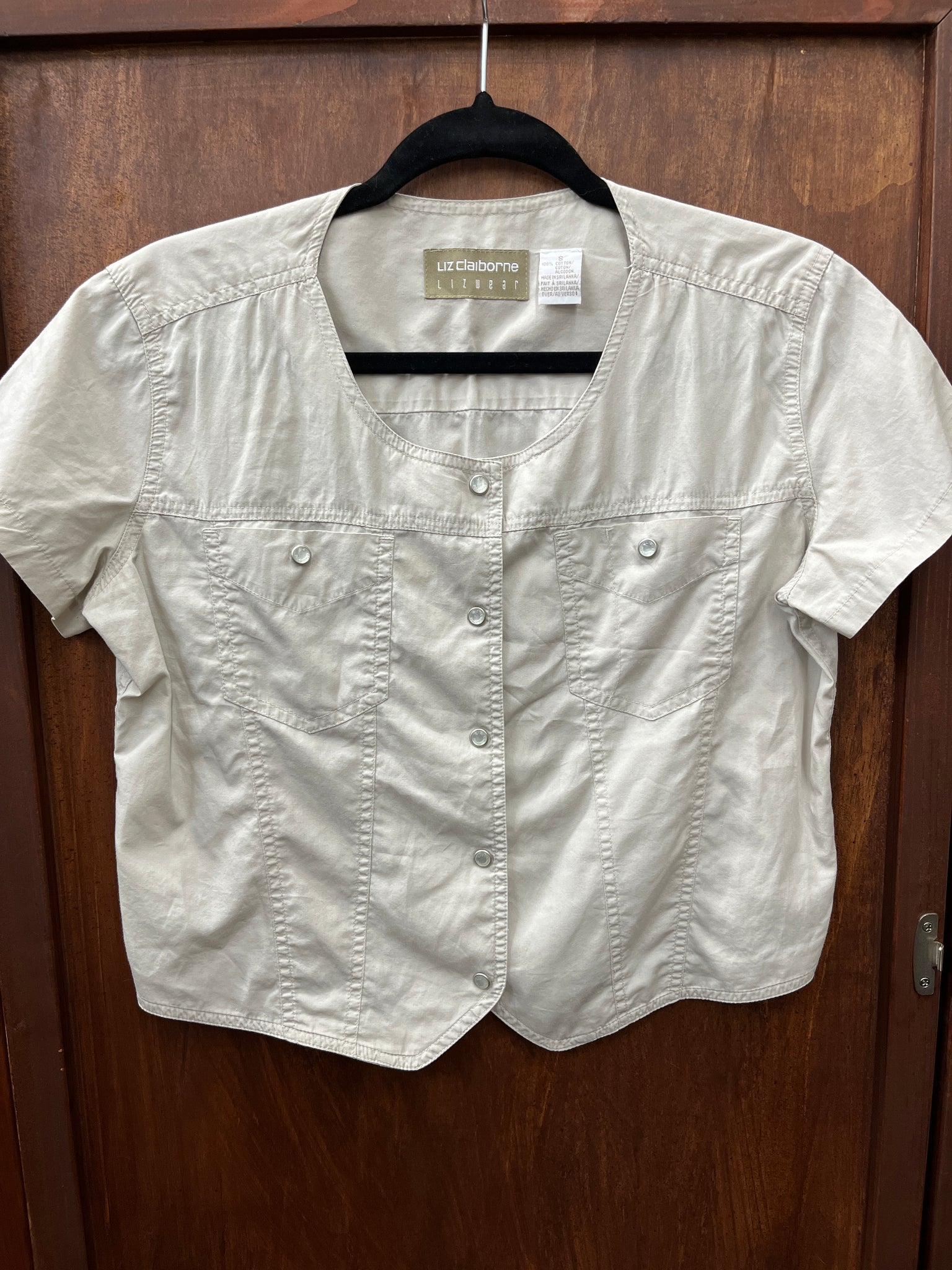 1990s TOP-Liz Claiborne-khaki cropped with pearl snap buttons