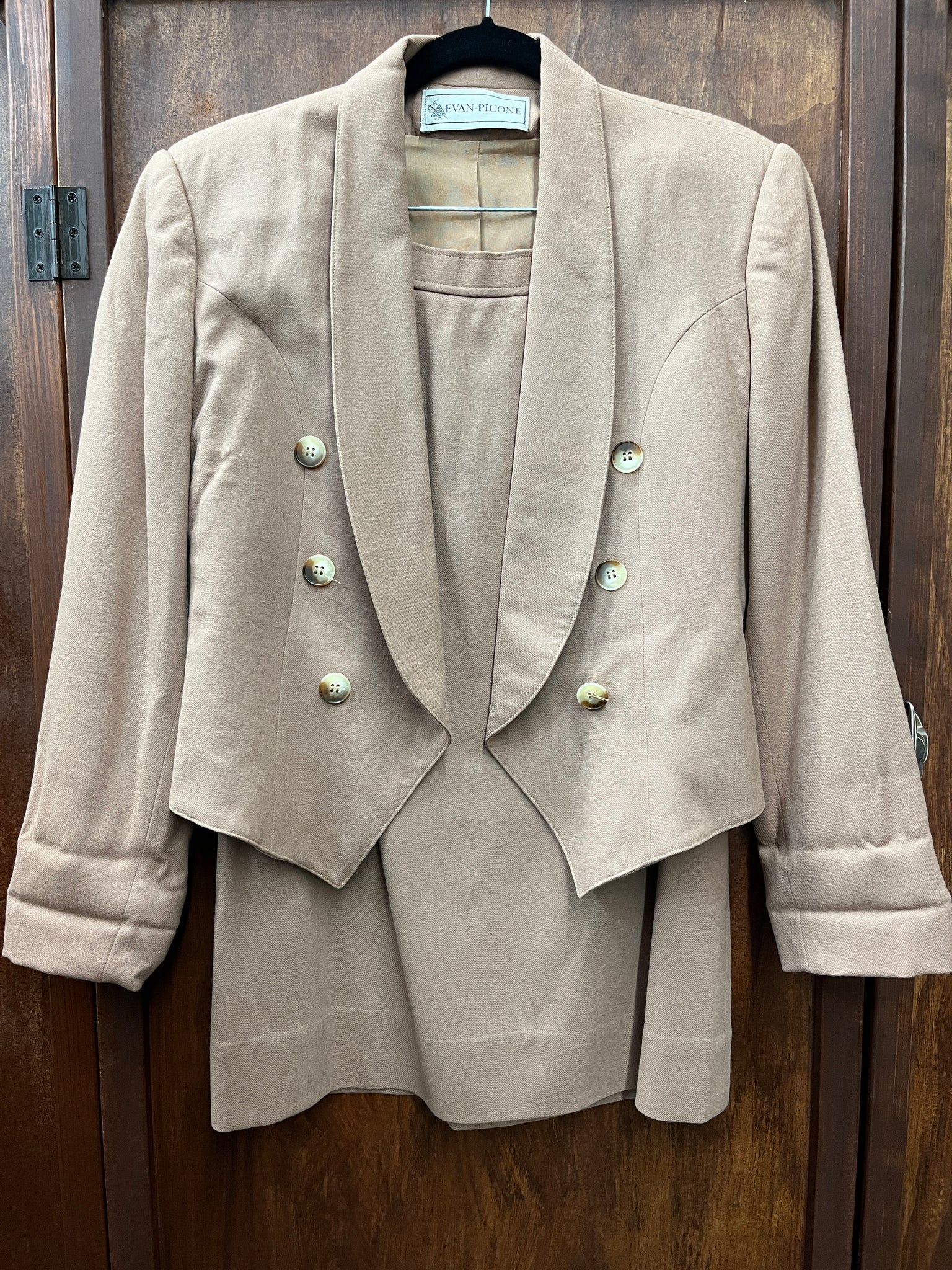 1990s 2 PIECE- Evan Picone-tan jacket with skirt