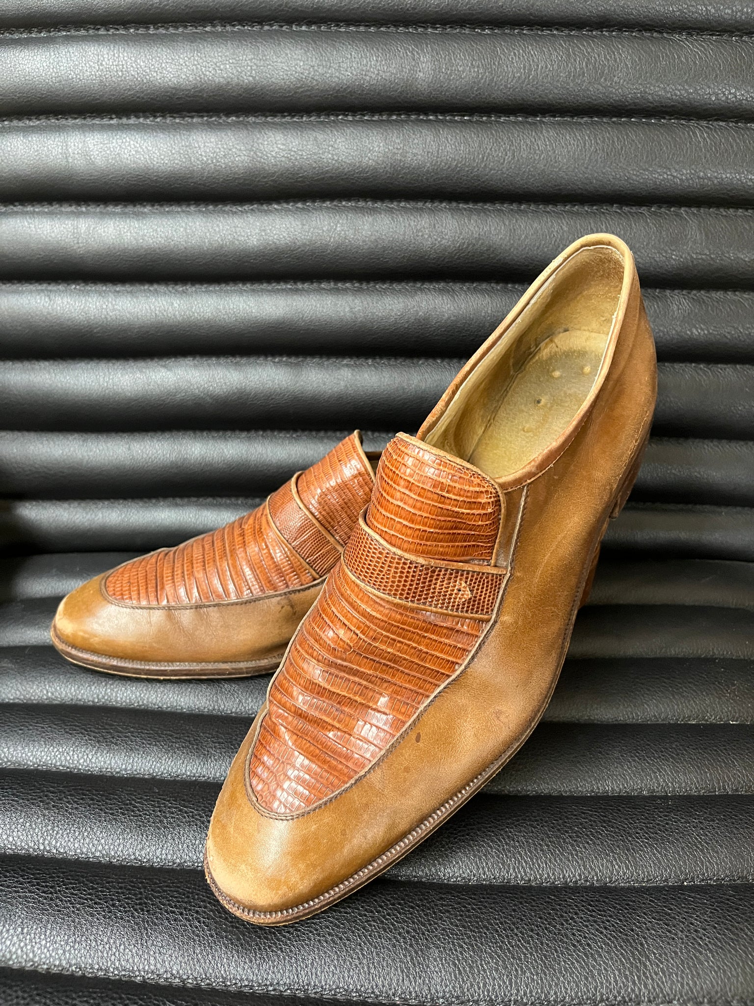 1960s MENS SHOES - Vero Cuoio- brown alligator loafers