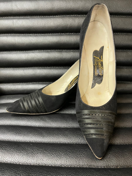 1950s SHOES - Fontius Originals- ribbon toe black suede pumps