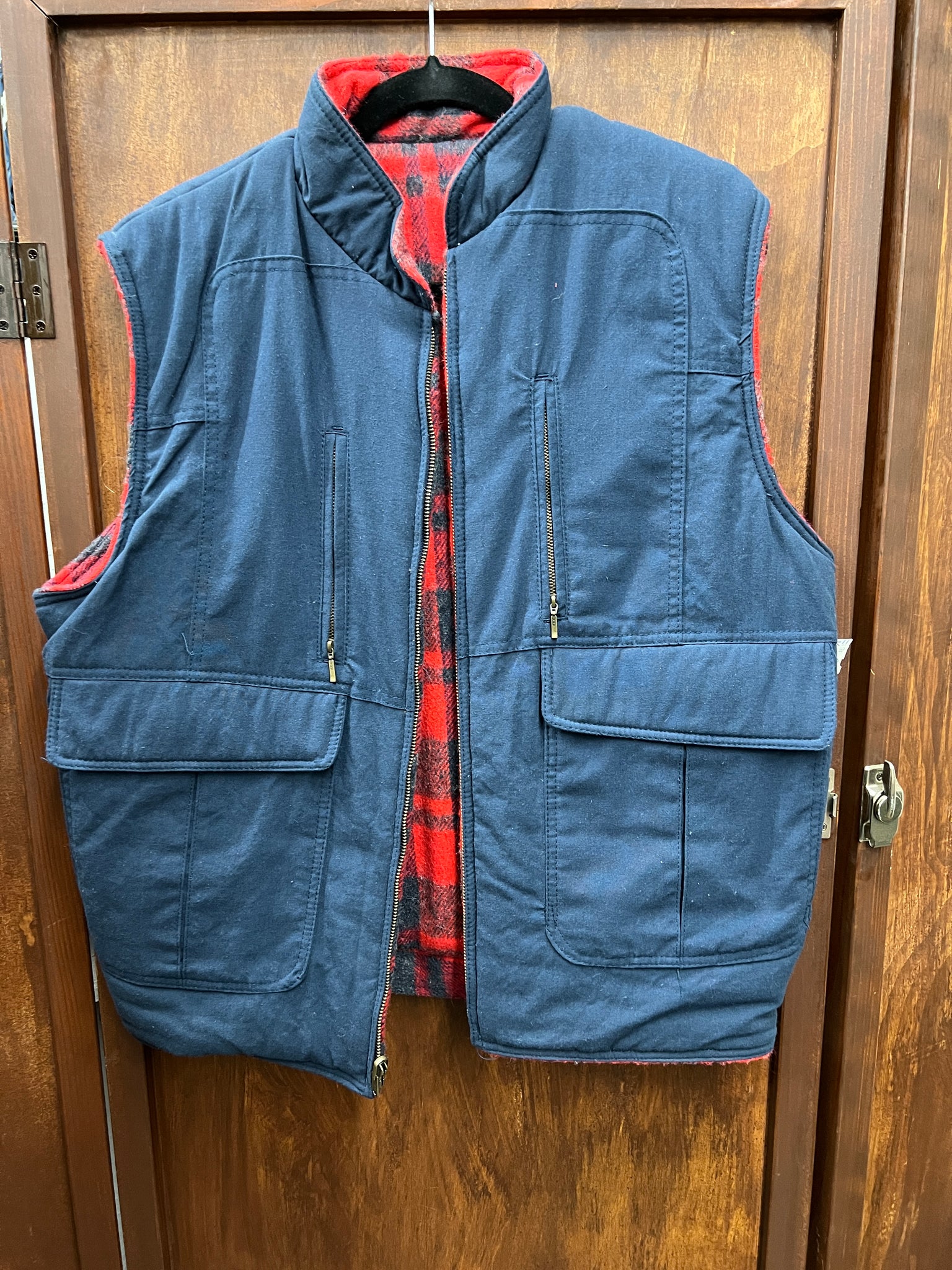 1980s MENS JACKET-VEST- navy/ red plaid lining padded