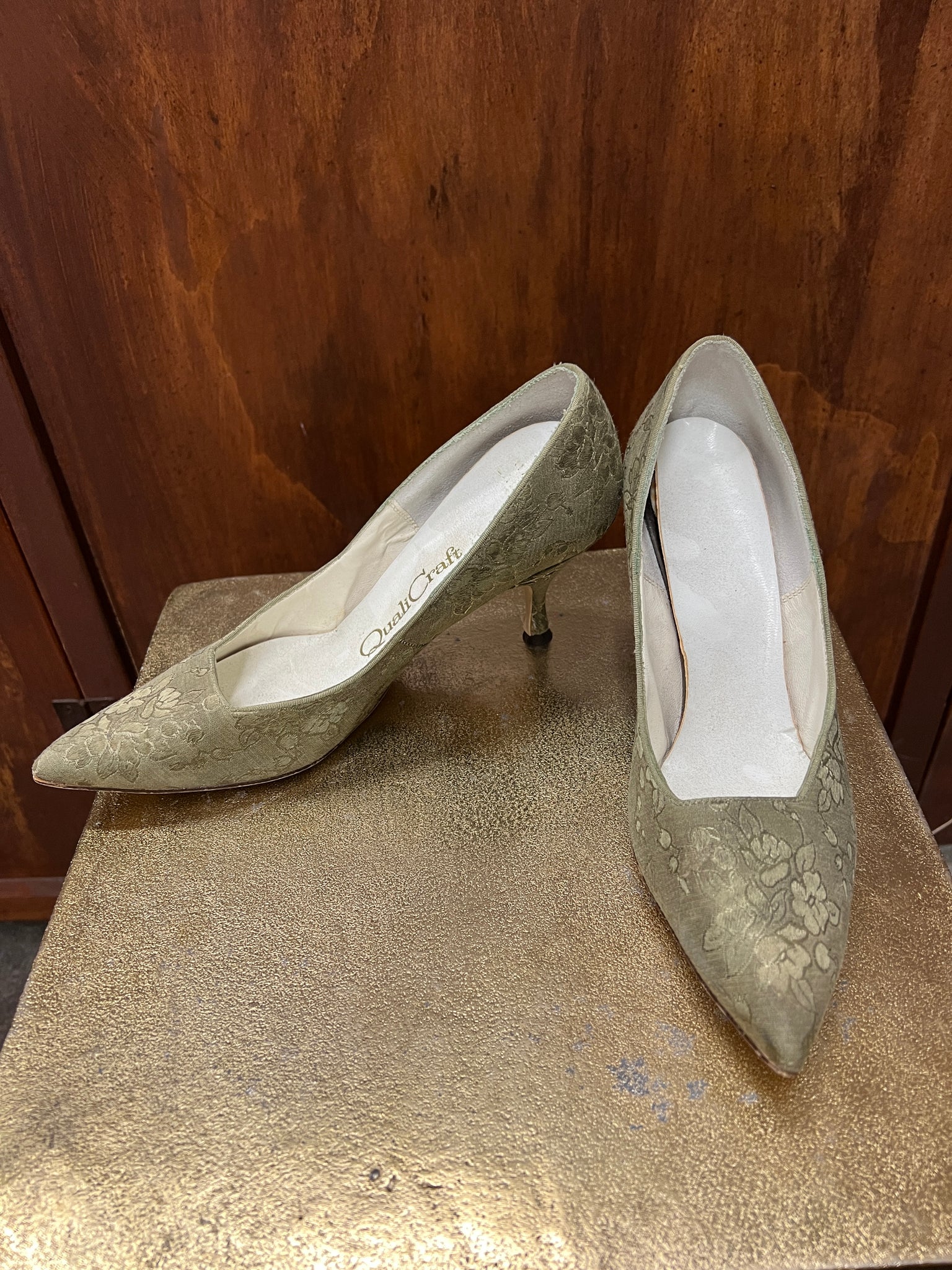 RENTAL Johnny Foam 1960s Stilettos