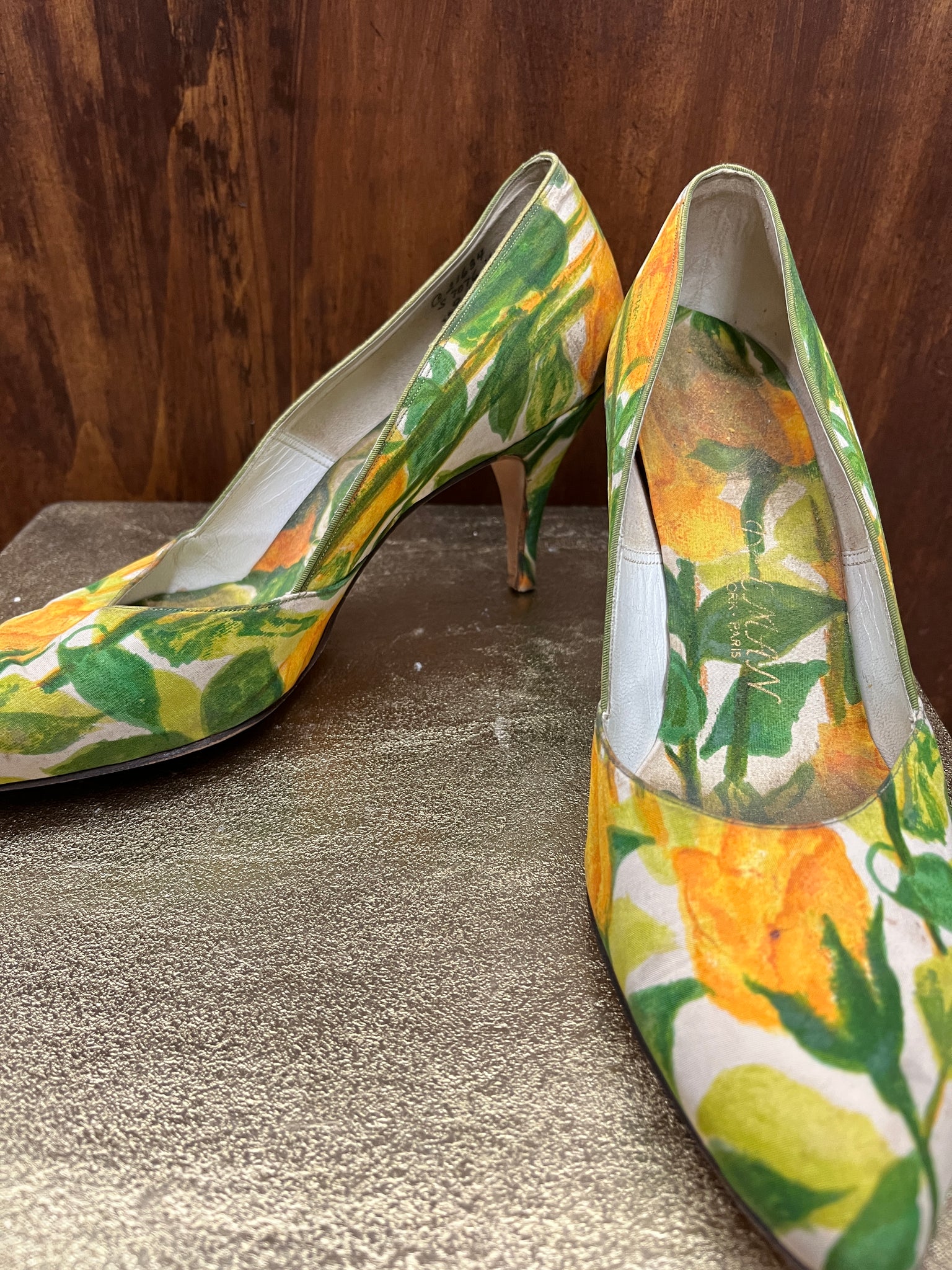 1960s SHOES - Delman- yellow floral pumps