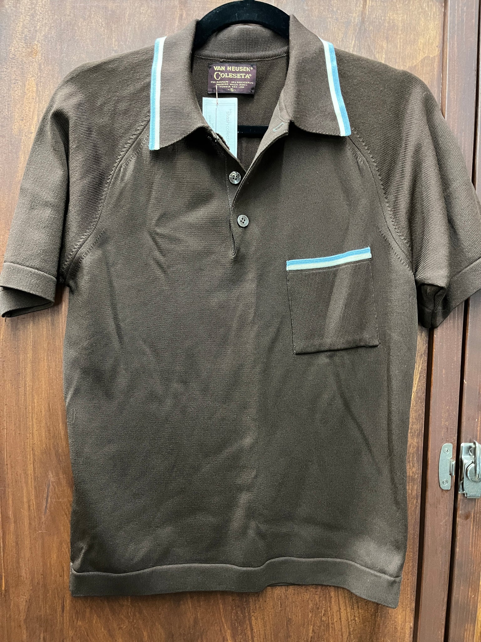 1960s MENS TOP-Van Heusen- brown cropped blue stripe collar/pocket s/l
