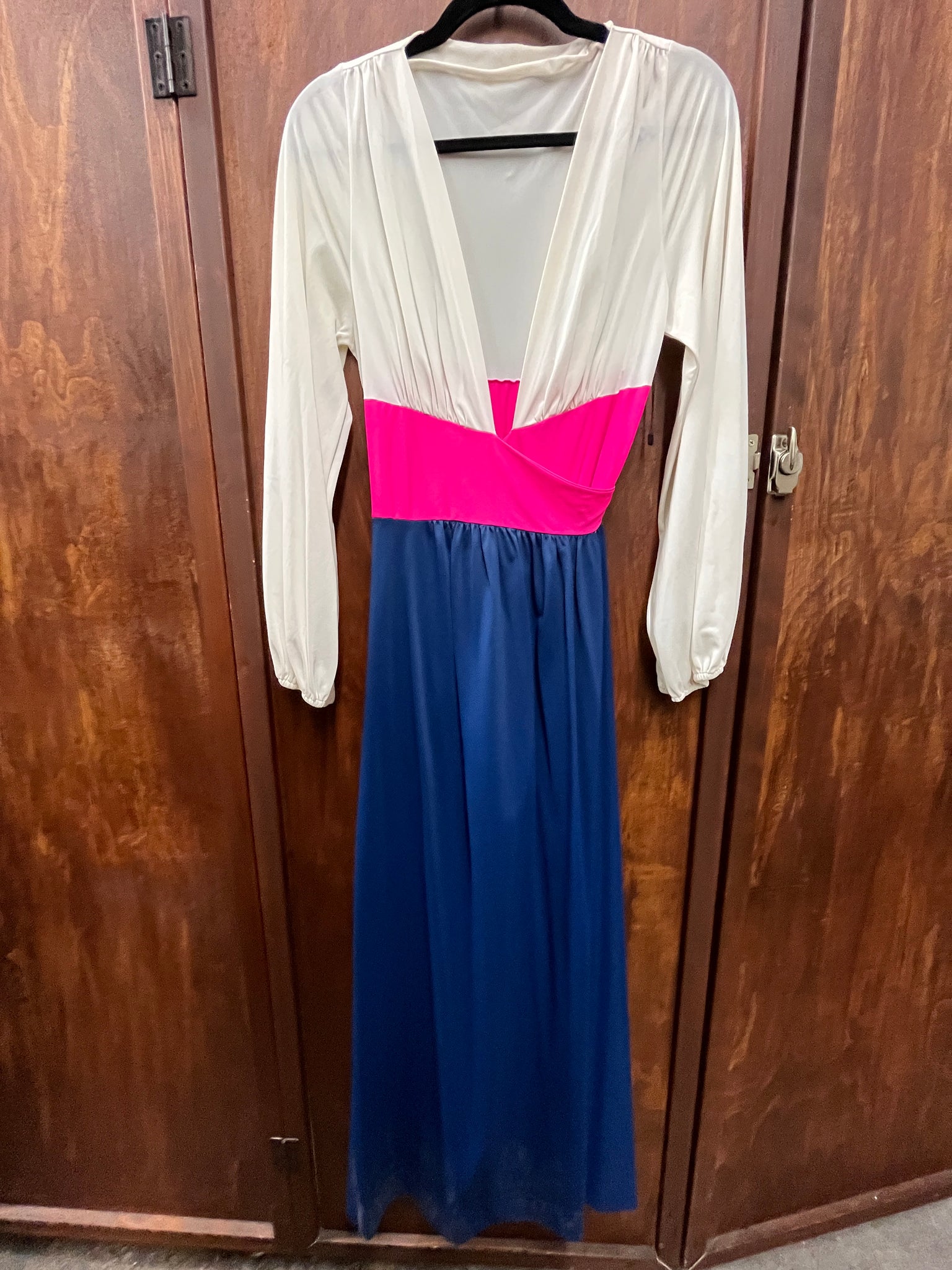 1970s LINGERIE- white/blue/pink/ wrap robe