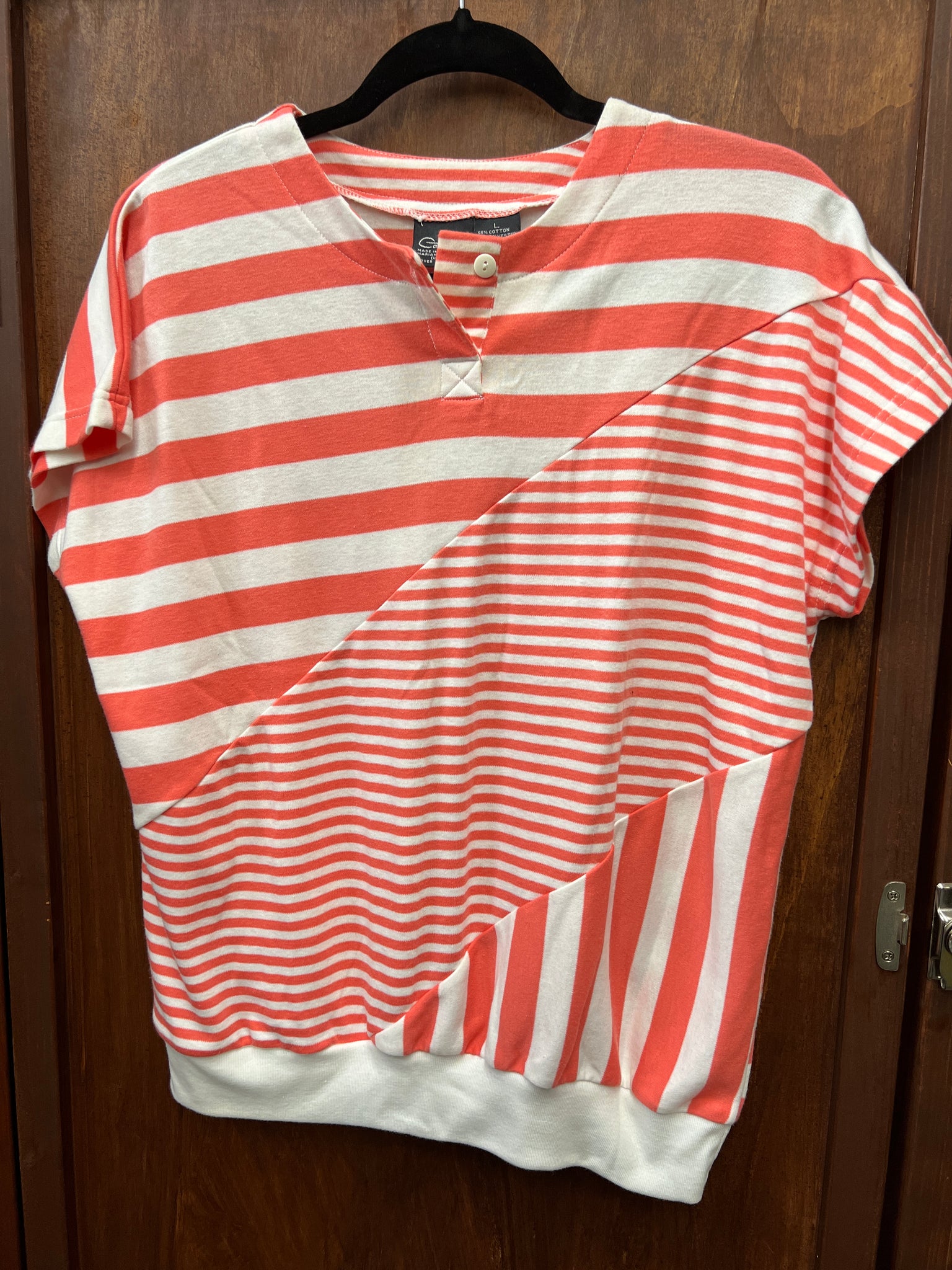 1980s T Shirt- Catalina coral stripe banded knit s/s