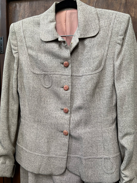 1940s 2 PIECE- SKIRT SET- Salmon fleck tailored jacket/skirt